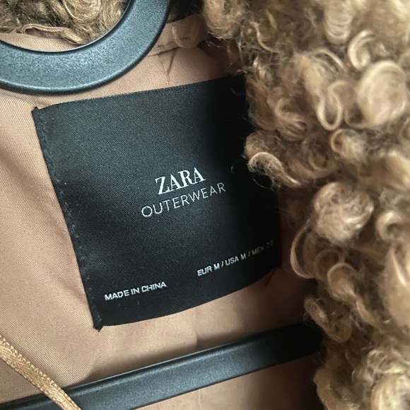 Zara Jacket - Picture 2 of 3